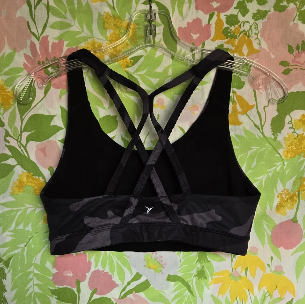 Old Navy Black Camouflage Sports Bra